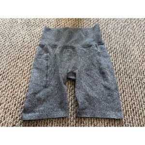 ❤️‍🔥2/$20❤️‍🔥Mono B Bike Short Leggings- Size Small- Thick Material With Pockets